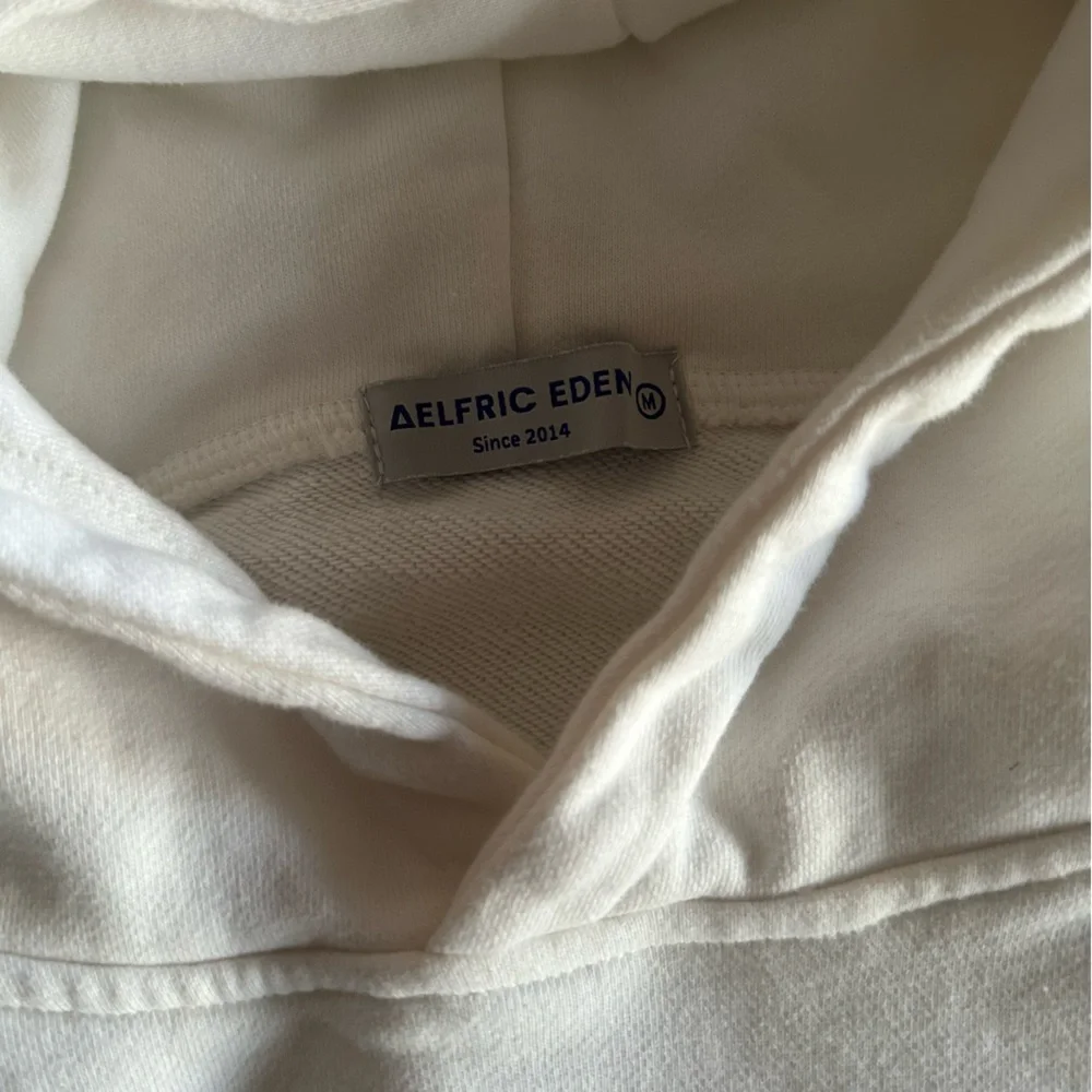 Aelfric Eden Hoodie with colrful stars - Picture 2 of 3